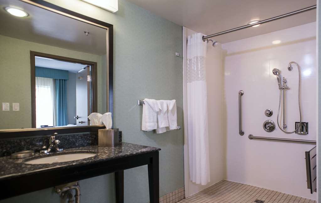 Images Hampton Inn & Suites by Hilton St. John's Airport
