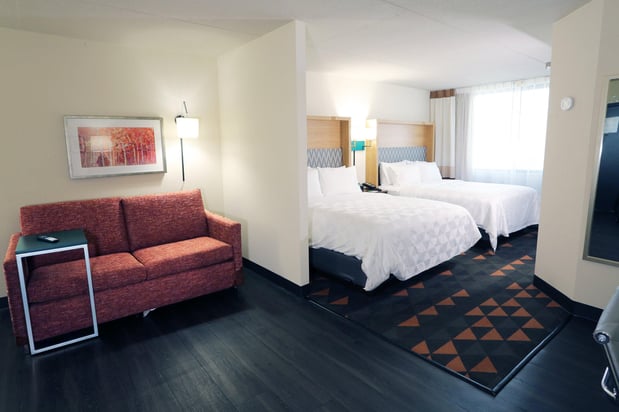 Images Holiday Inn Champaign by IHG