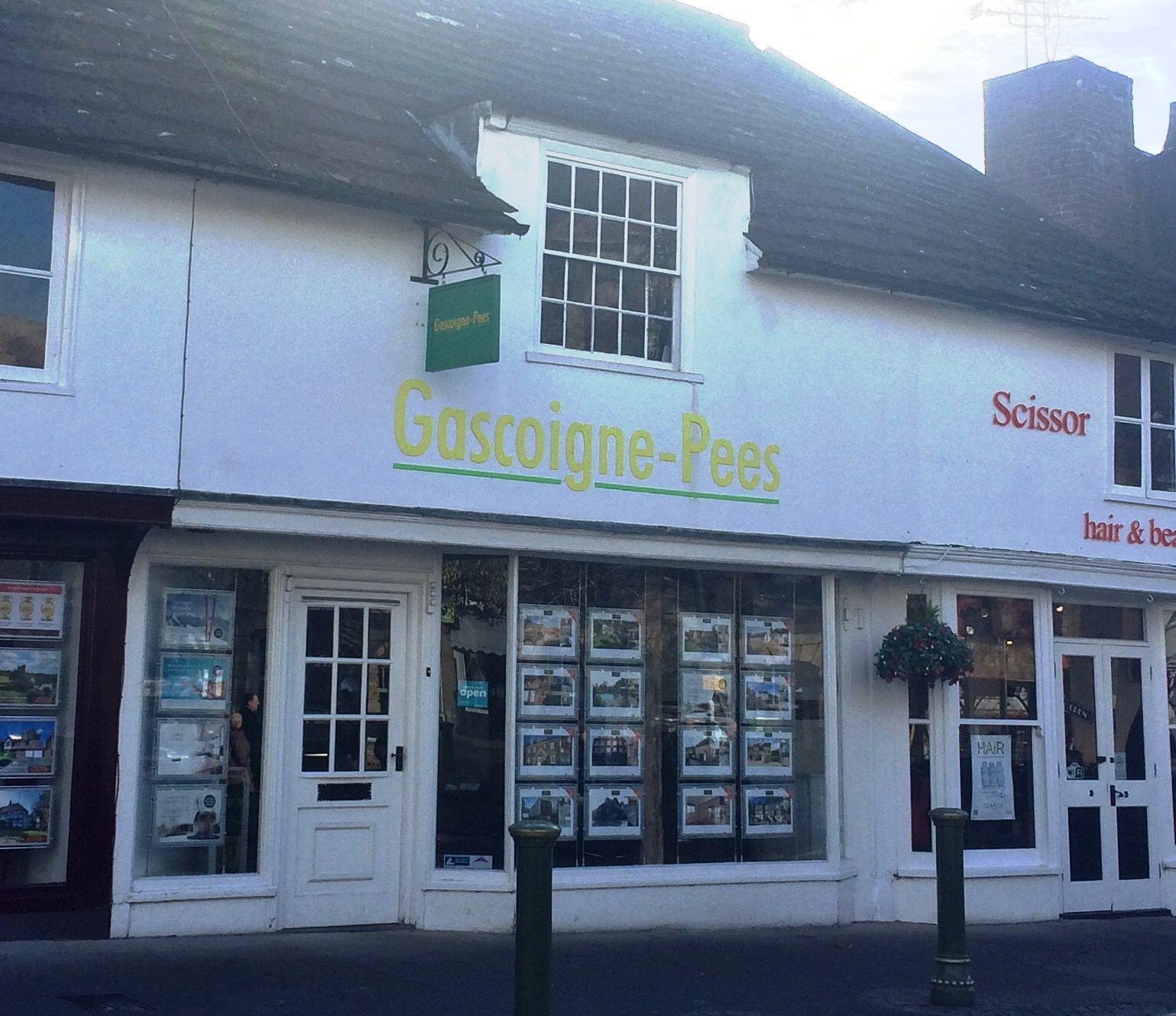 Gascoigne-Pees Sales and Letting Agents Horsham Horsham 01403 290227