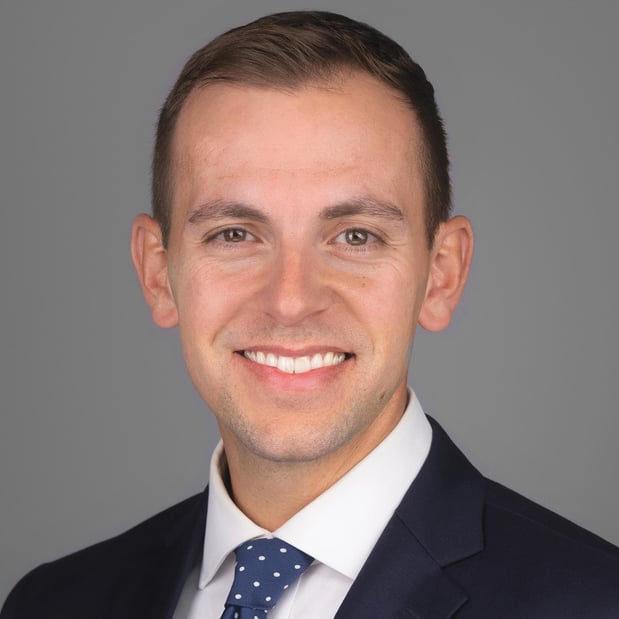 Images Edward Jones - Financial Advisor: Michael Hundt