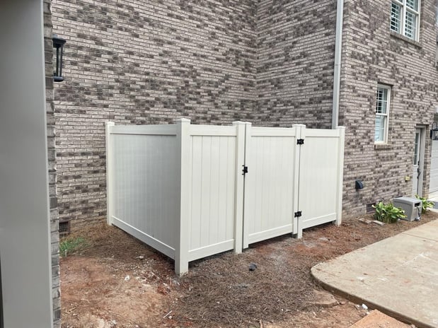 Images B Line Fencing & Services