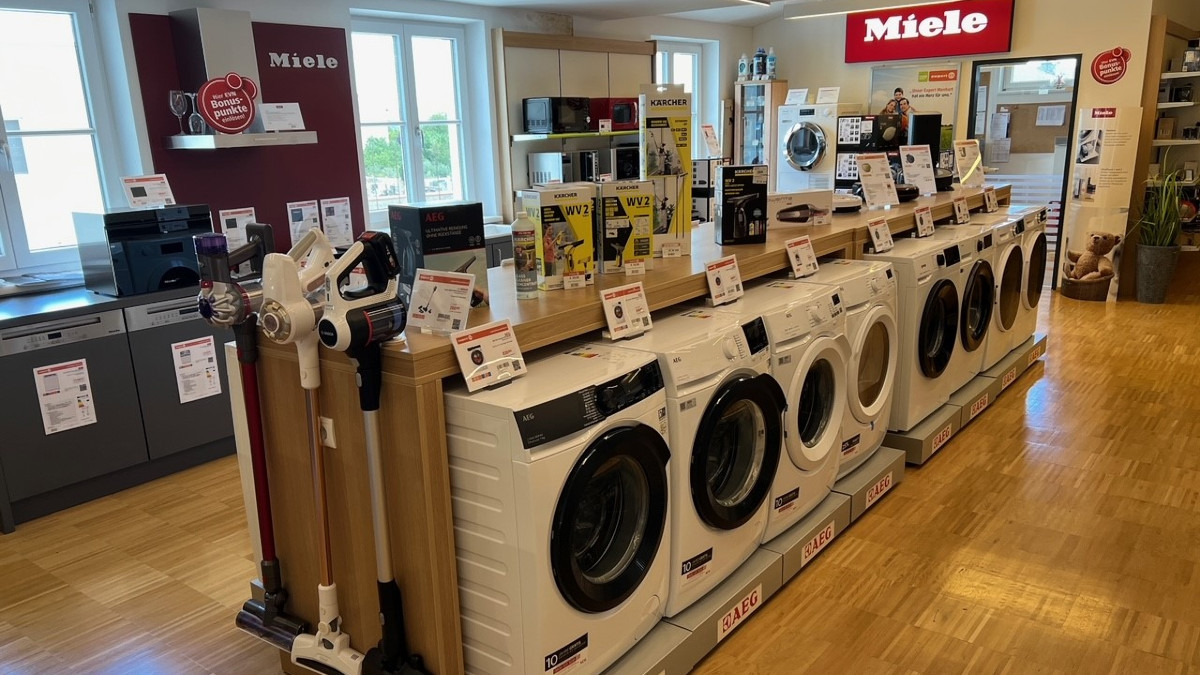 Bild 1 von Expert Menhart Furth