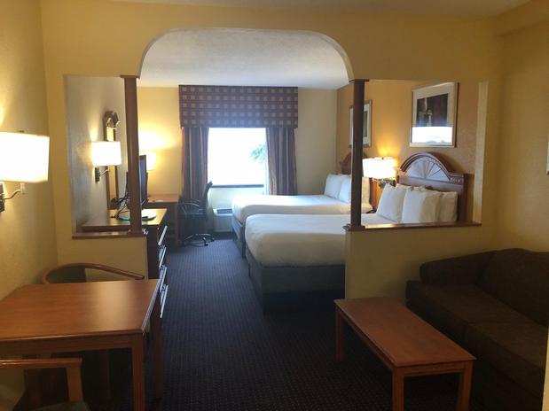 Images Holiday Inn Express & Suites Fort Lauderdale Airport West by IHG