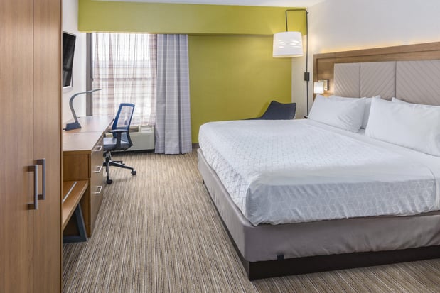 Images Holiday Inn Express Southington by IHG