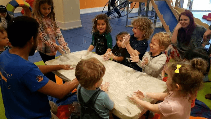 Every step, climb, and balancing attempt helps your child understand what their growing body can do. Our childhood development classes in Encino make skill-building exciting through age-appropriate challenges and hands-on play.