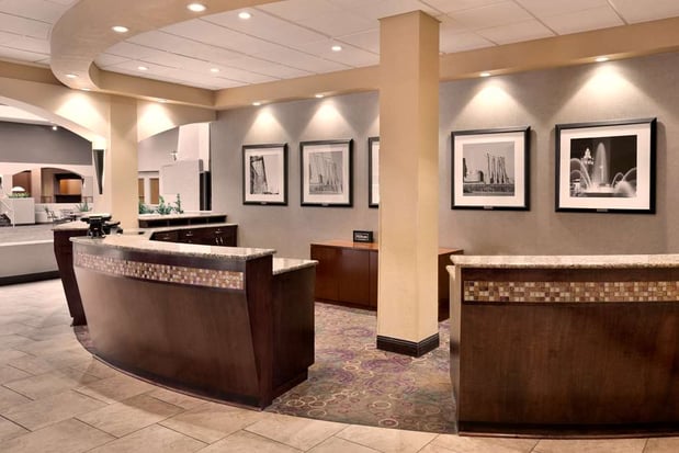 Images Embassy Suites by Hilton Kansas City International Airport