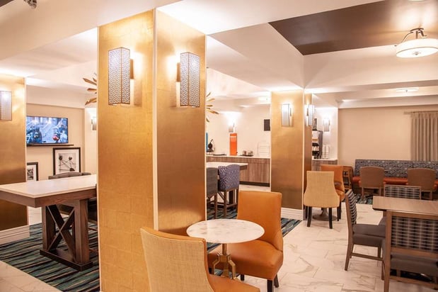 Images Hampton Inn & Suites Jackson Downtown-Coliseum