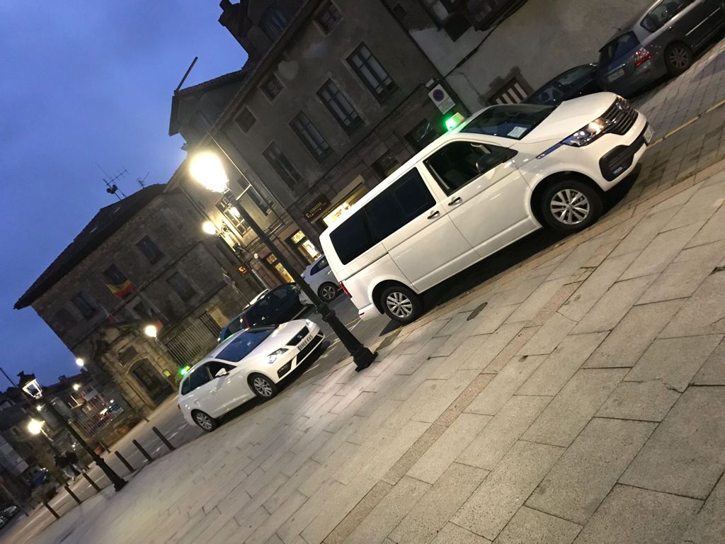 Images Taxi Comillas