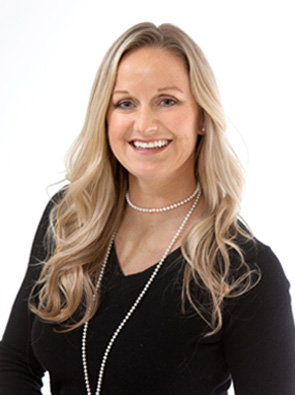 Kim Williams headshot