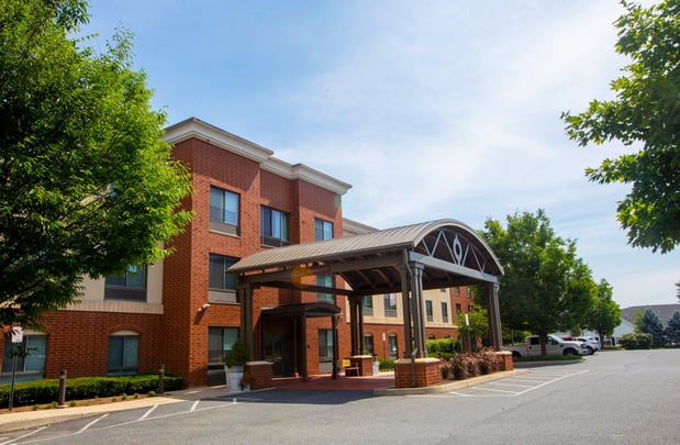 Images Holiday Inn Express & Suites Bethlehem Arpt-Allentown Area by IHG