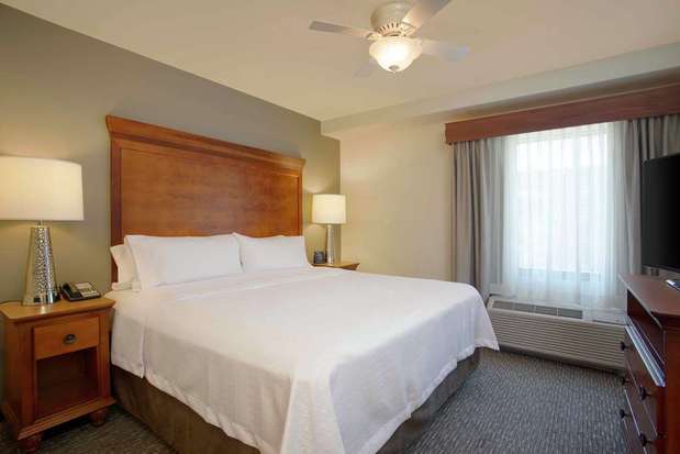 Images Homewood Suites by Hilton Omaha-Downtown