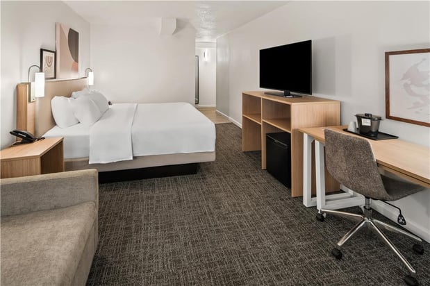 Images Spark by Hilton Waldorf