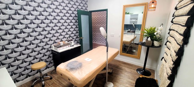 Images WAX LAB - WEHO