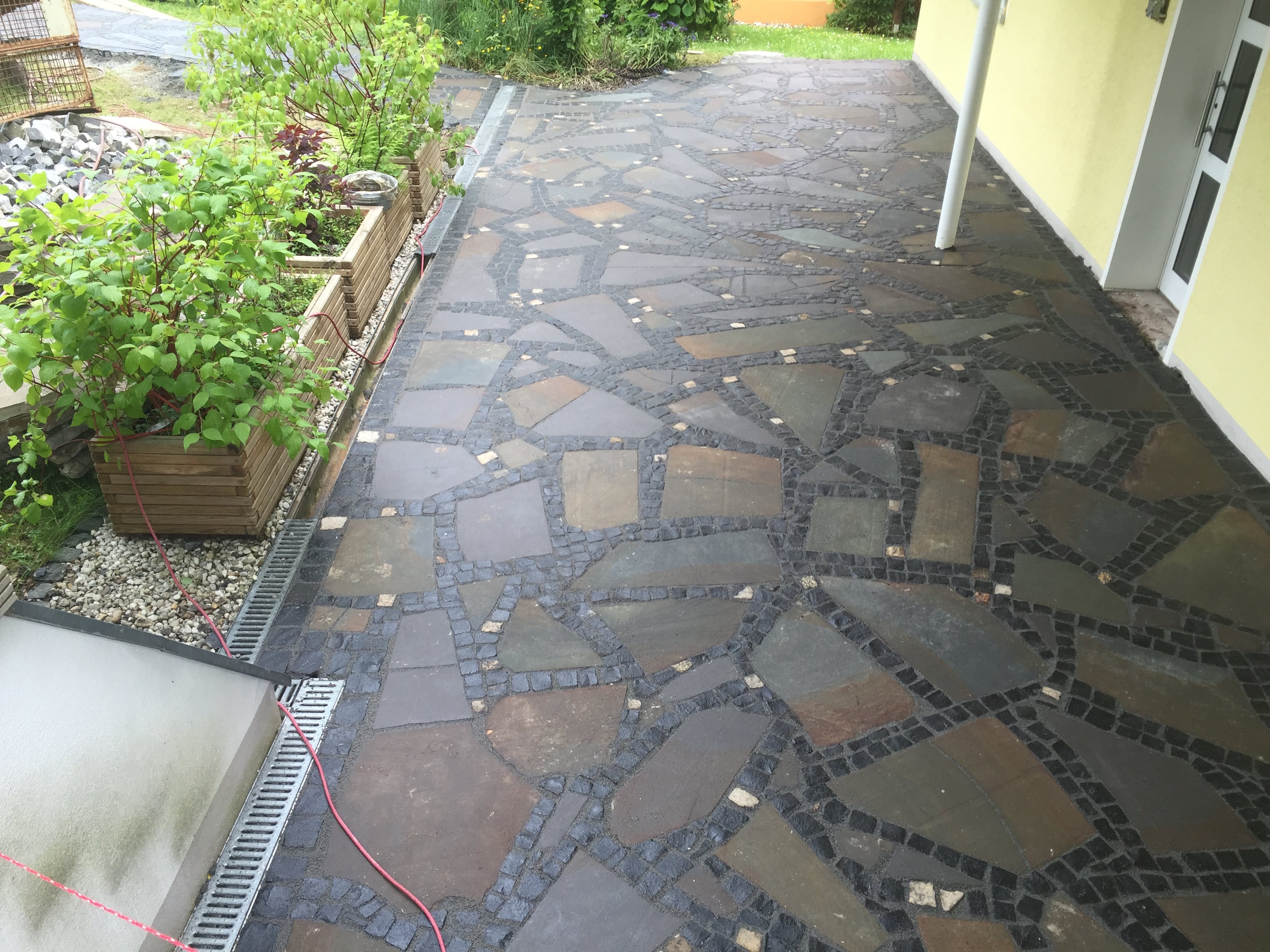 Sauer Straßen- und Tiefbau, Florastraße 142 in Köln