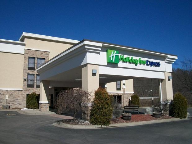Images Holiday Inn Express Corning - Painted Post, an IHG Hotel