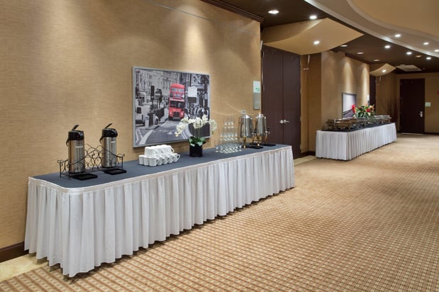 Images Holiday Inn Macon North by IHG