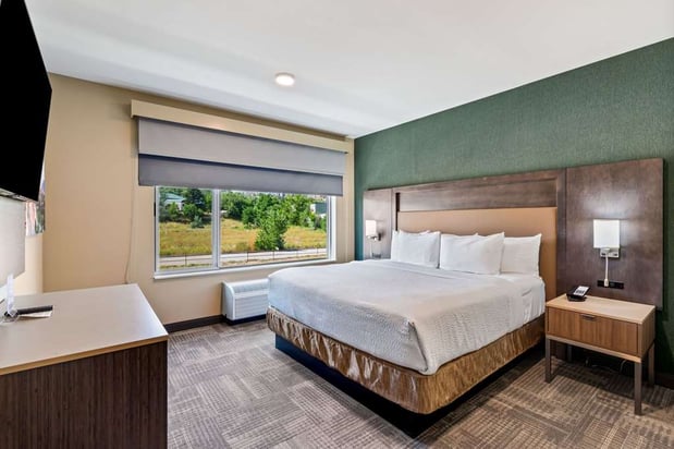 Images Best Western Plus Fillmore Inn & Suites