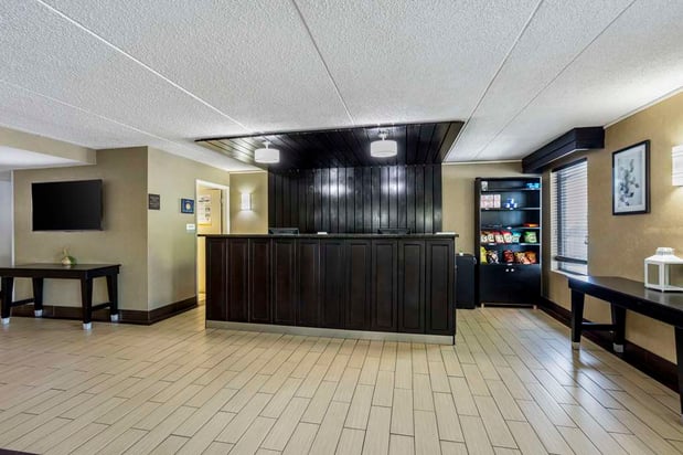 Images Best Western Harrisburg North