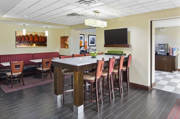 Images Hampton Inn Hinesville