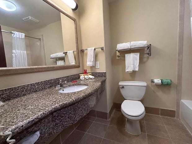 Images Express Inn Leesville Ft Johnson, SureStay Collection by Best Western