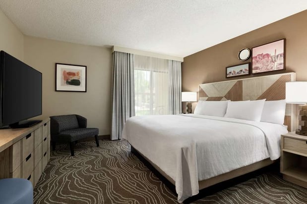 Images Embassy Suites by Hilton Phoenix Tempe