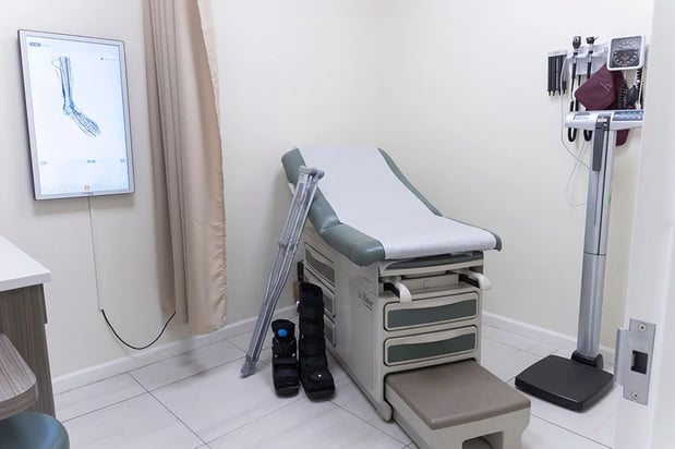 Images Century Medical & Dental Center