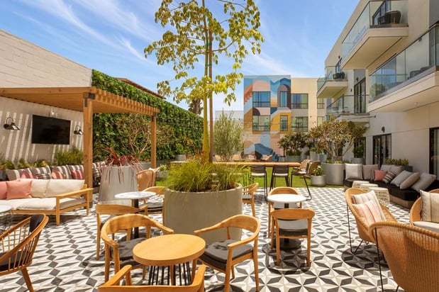 Images The Monsaraz San Diego, Tapestry Collection by Hilton