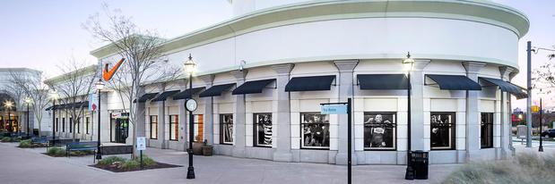 Images Nike Factory Store - Deer Park