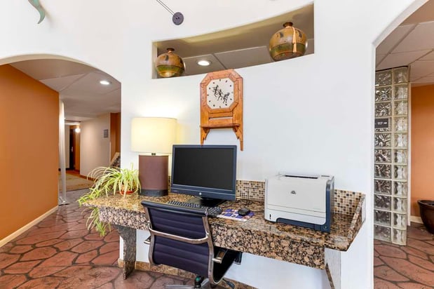 Images Best Western Kiva Inn