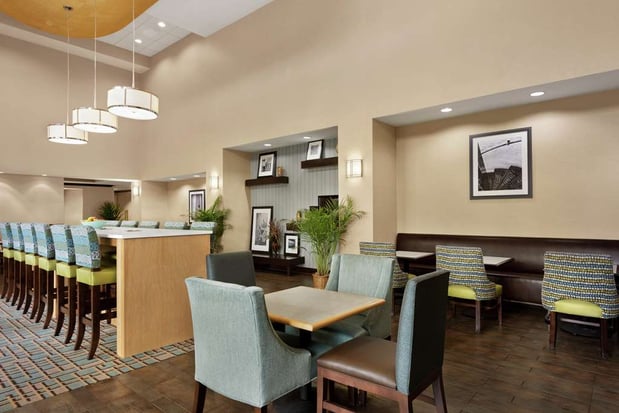 Images Hampton Inn & Suites Brunswick