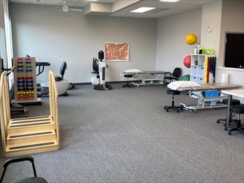 Image 8 | Select Physical Therapy - Dyersville