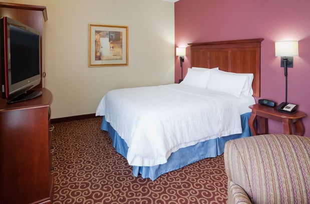 Images Hampton Inn Fairmont
