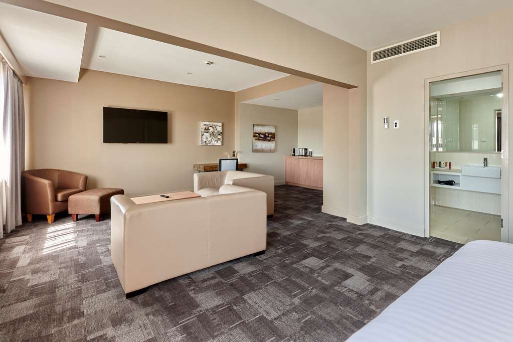 Executive Suite With Living Area Best Western Plus Launceston Launceston (03) 6333 9999