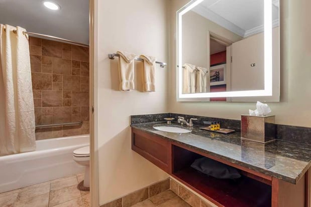 Images Best Western Plus White Bear Country Inn