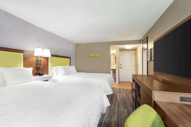 Images Hampton Inn Milwaukee/Brookfield