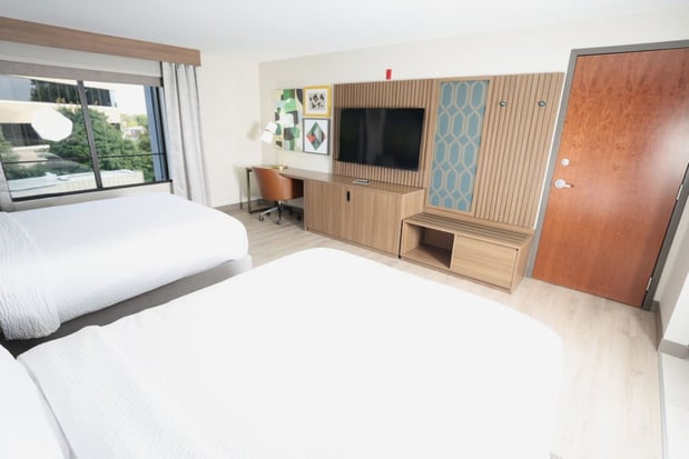 Images Holiday Inn St. Louis-Fairview Heights by IHG