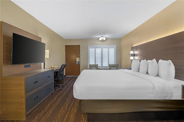 Images Best Western Plus Stovall's Inn