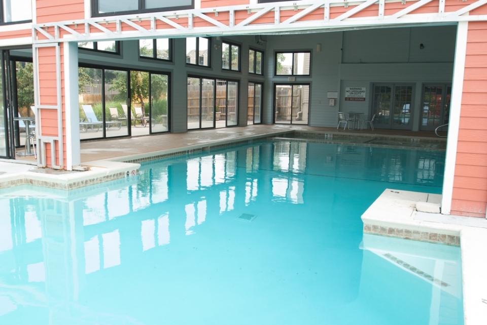 Indoor/Outdoor Pool