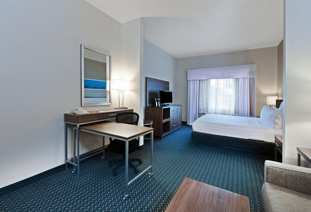 Images Holiday Inn Express & Suites Pharr, an IHG Hotel