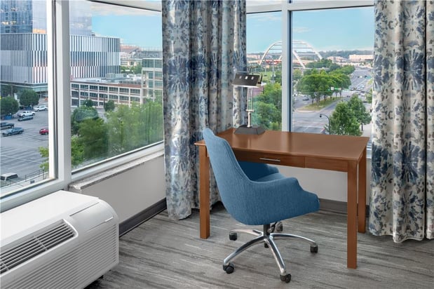 Images Hilton Garden Inn Nashville Downtown/Convention Center