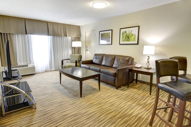 Images Holiday Inn St. Petersburg N- Clearwater by IHG