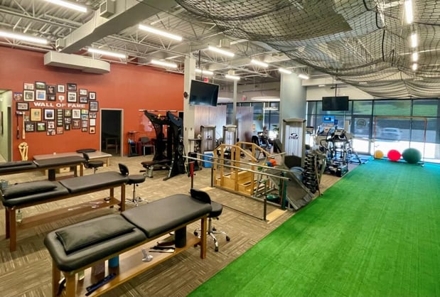 Images Rock Valley Physical Therapy - Omaha - Maple