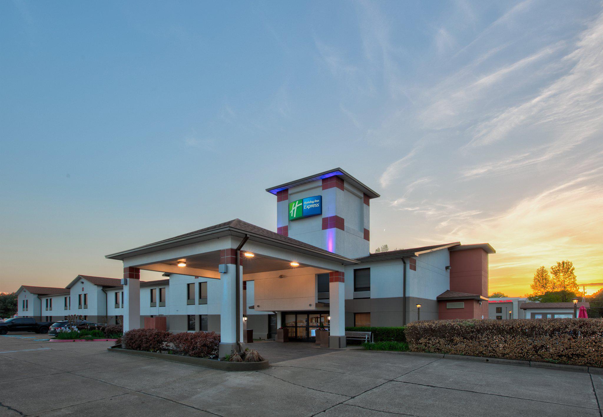 Holiday Inn Express Hope, an IHG Hotel in Hope, AR (870) 7226262