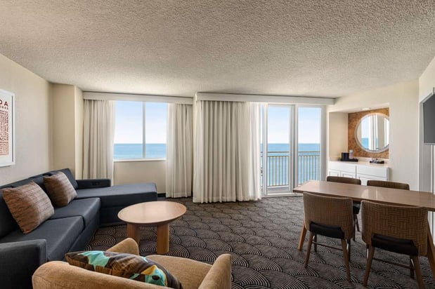 Images Embassy Suites by Hilton Deerfield Beach Resort & Spa