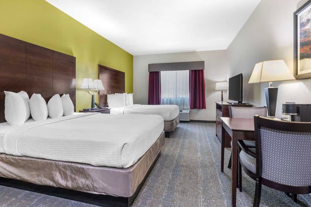 Images Best Western Plus Mansfield Inn & Suites