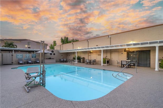 Images Best Western Plus Hilltop Inn