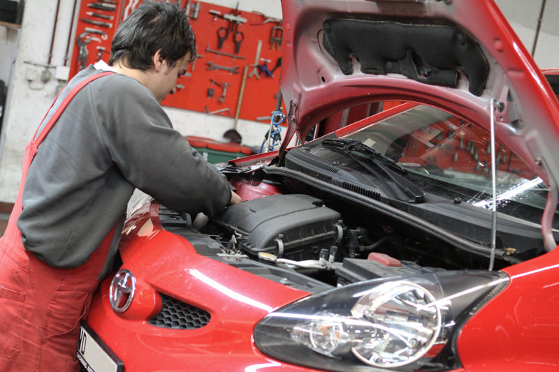 Bilder Gachnang Automobiles SA