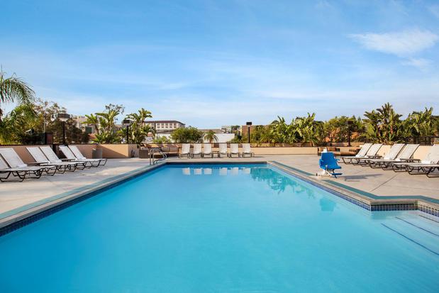Images Crowne Plaza Los Angeles Harbor Hotel by IHG