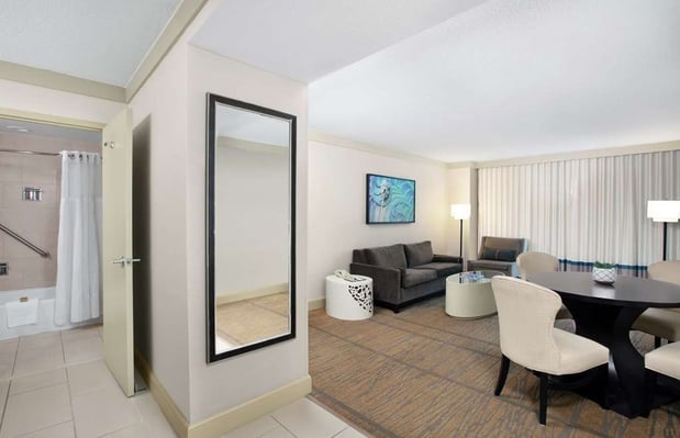 Images DoubleTree by Hilton Hotel Miami Airport & Convention Center