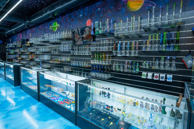 Images Cloud 9 Smoke Shop, Vape, & Hookah Co. - South Marietta Parkway